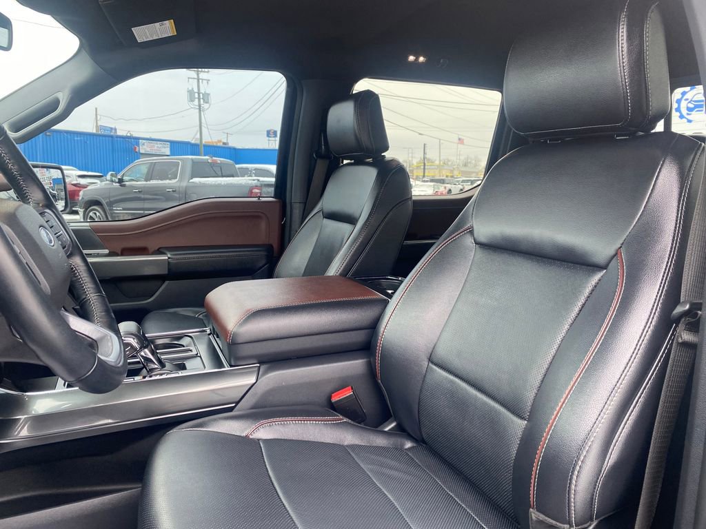 Used 2023 Ford F150 Lariat w/ Equipment Group 502A High image 9