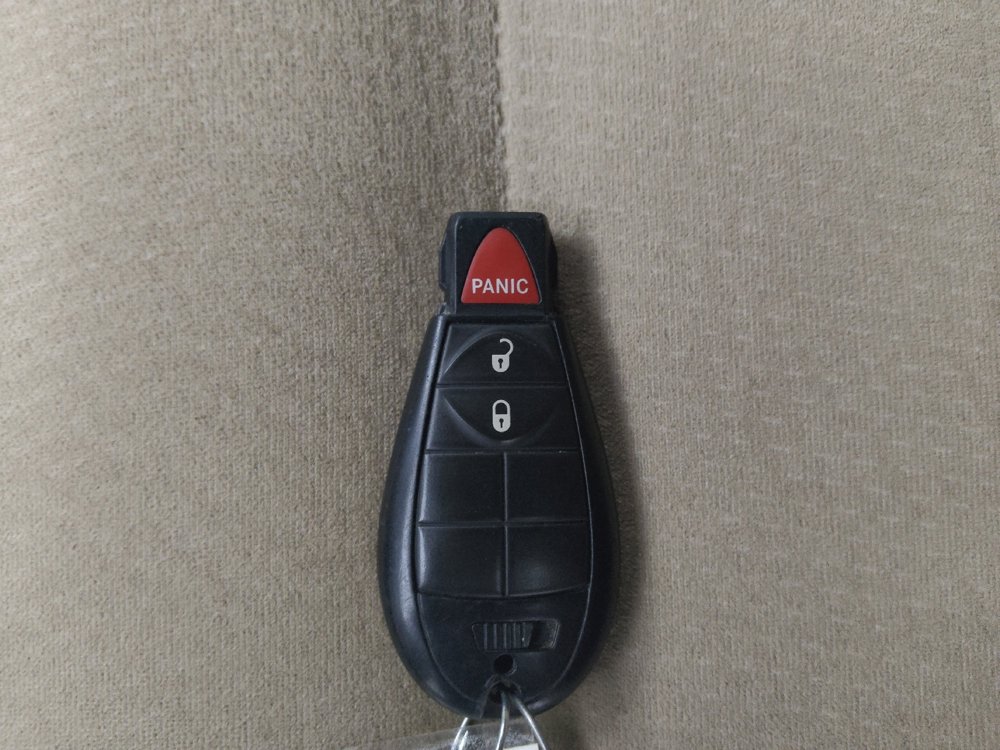 Used 2015 Dodge Grand Caravan American Value Package FWD image 32