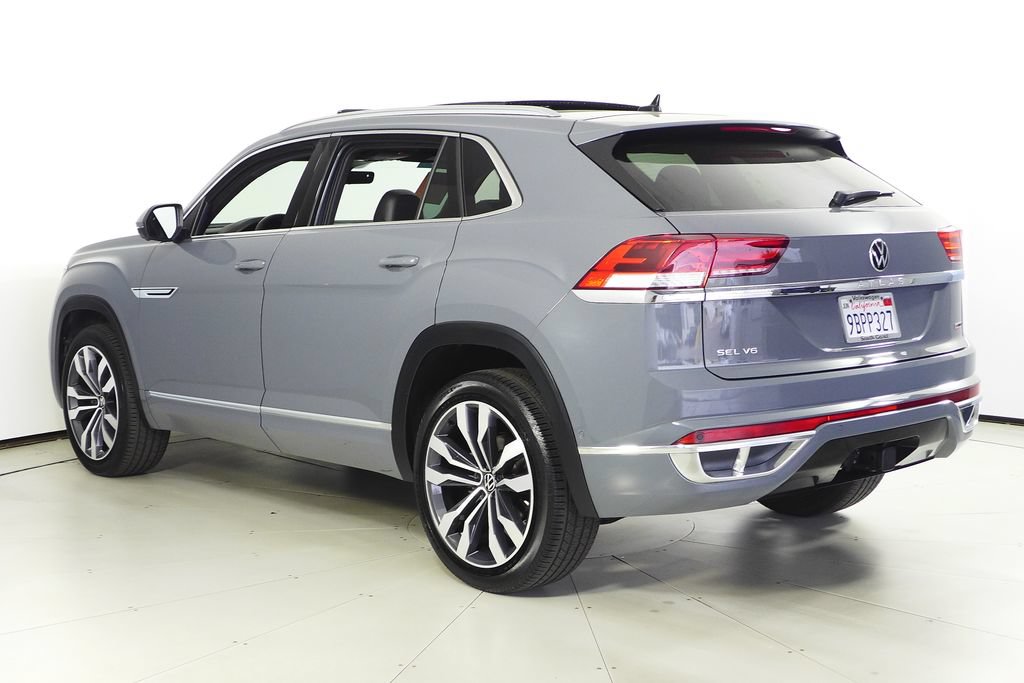 Certified 2022 Volkswagen Atlas Cross Sport SEL Premium R-Line AWD/4WD image 9