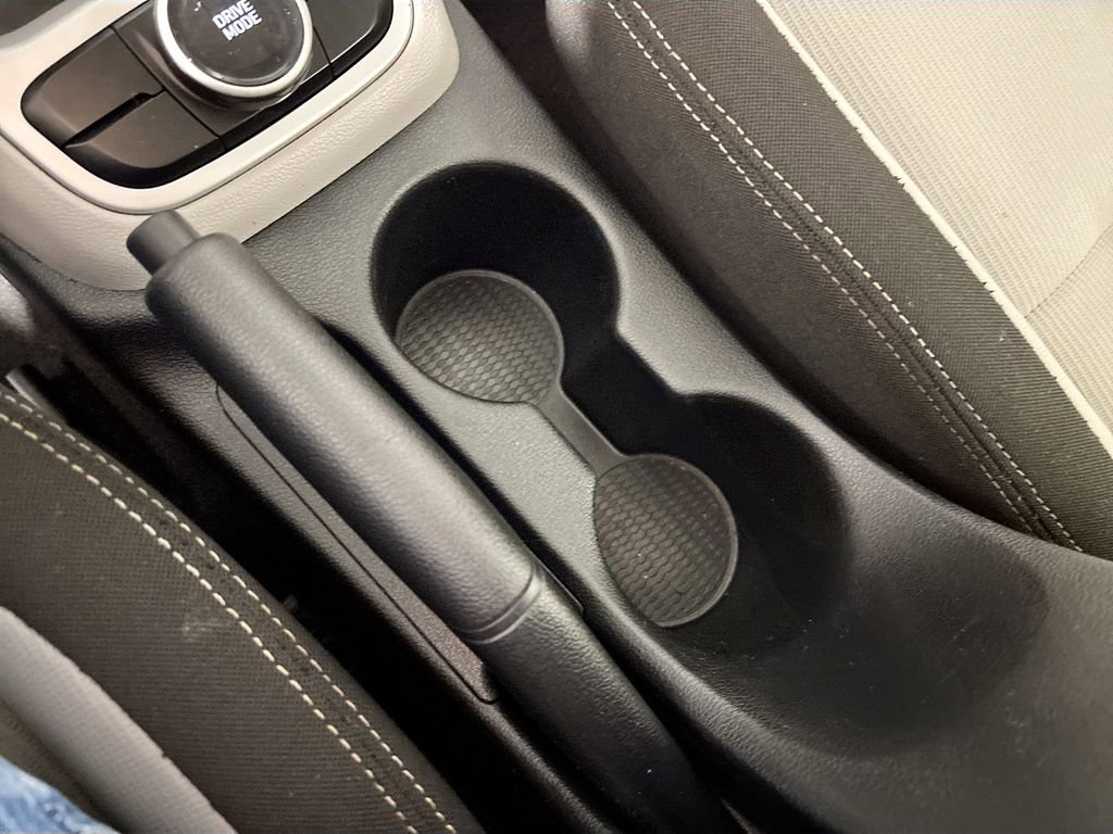 Used 2020 Hyundai Venue SEL image 15