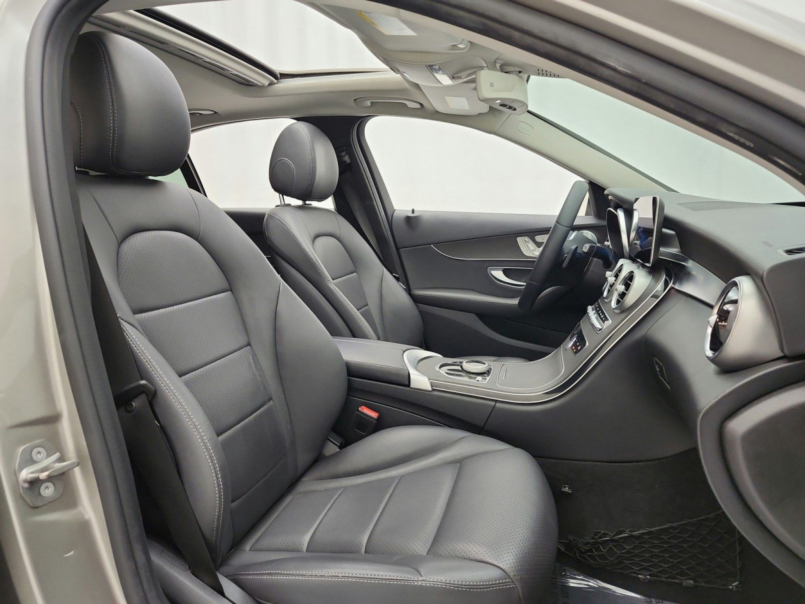Used 2020 Mercedes-Benz C 300 Sedan image 19