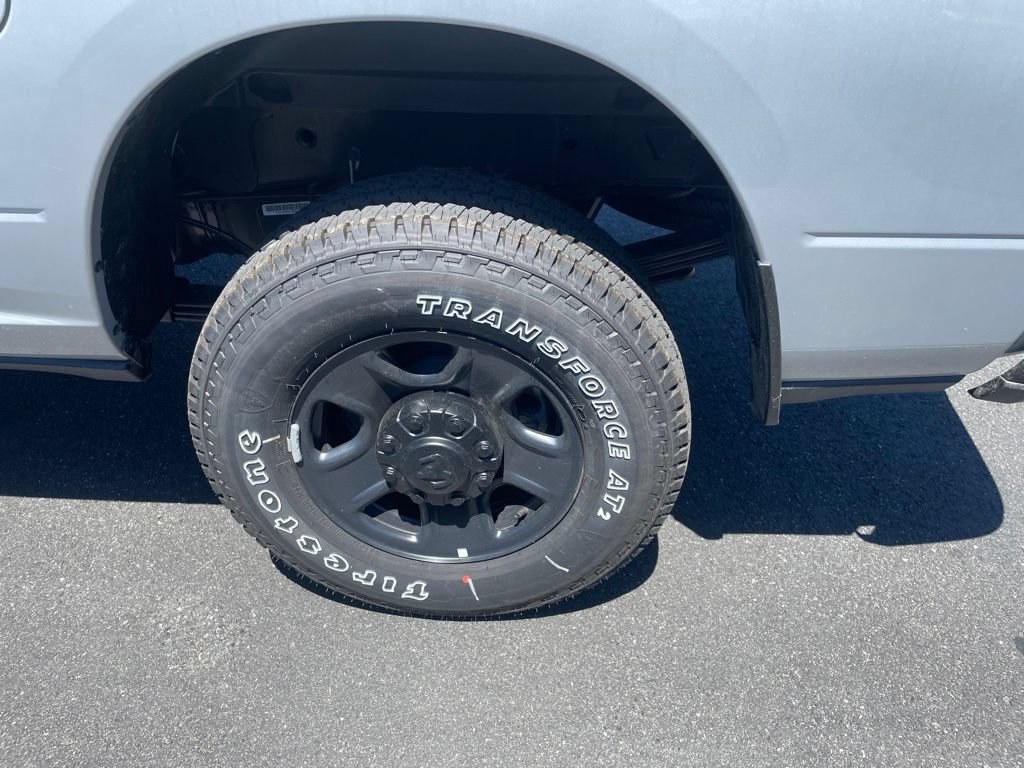 New 2026 RAM 3500 Tradesman AWD/4WD image 6