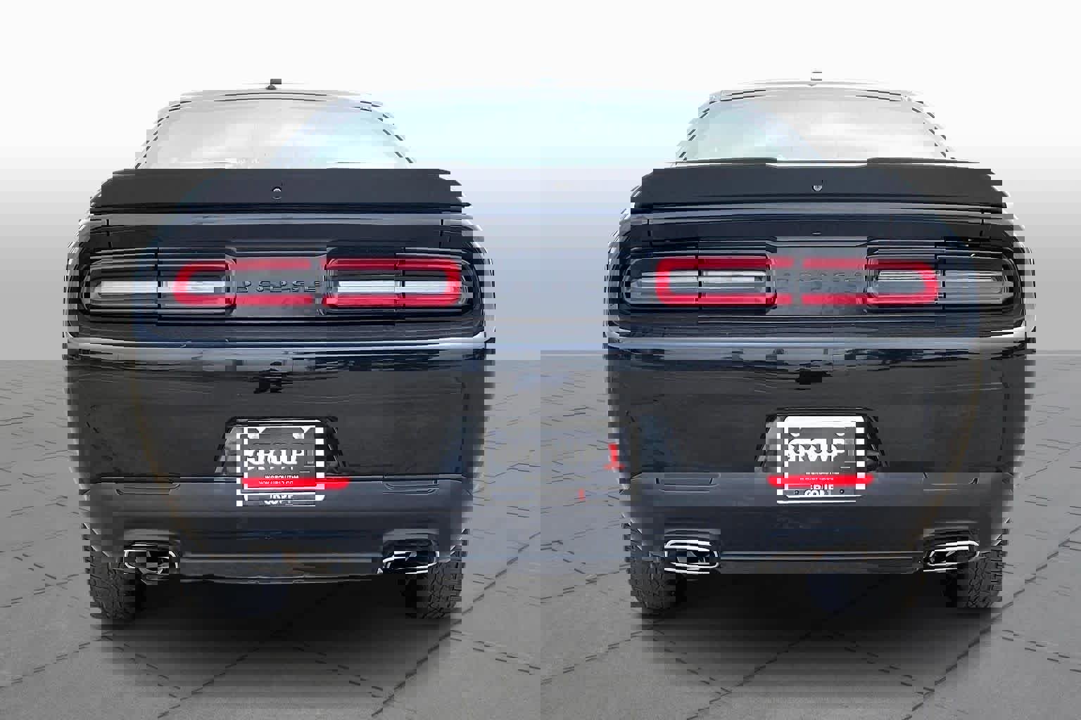 Used 2021 Dodge Challenger SXT w/ Blacktop Package image 5