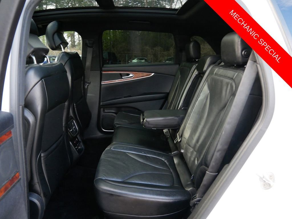 Used 2016 Lincoln MKX Reserve w/ Technology Package image 11