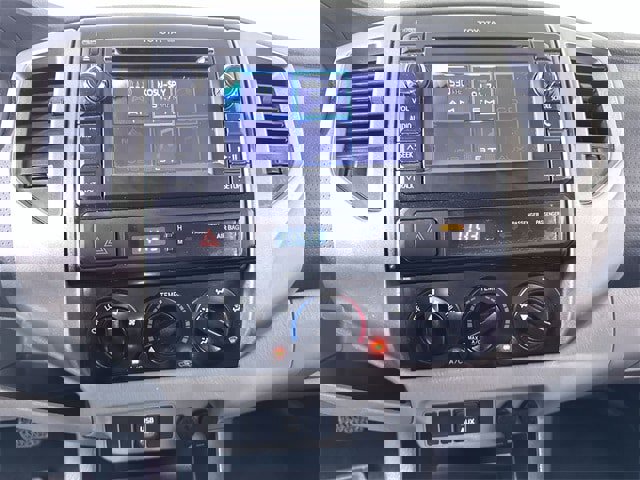 Used 2013 Toyota Tacoma PreRunner w/ SR5 Pkg image 14