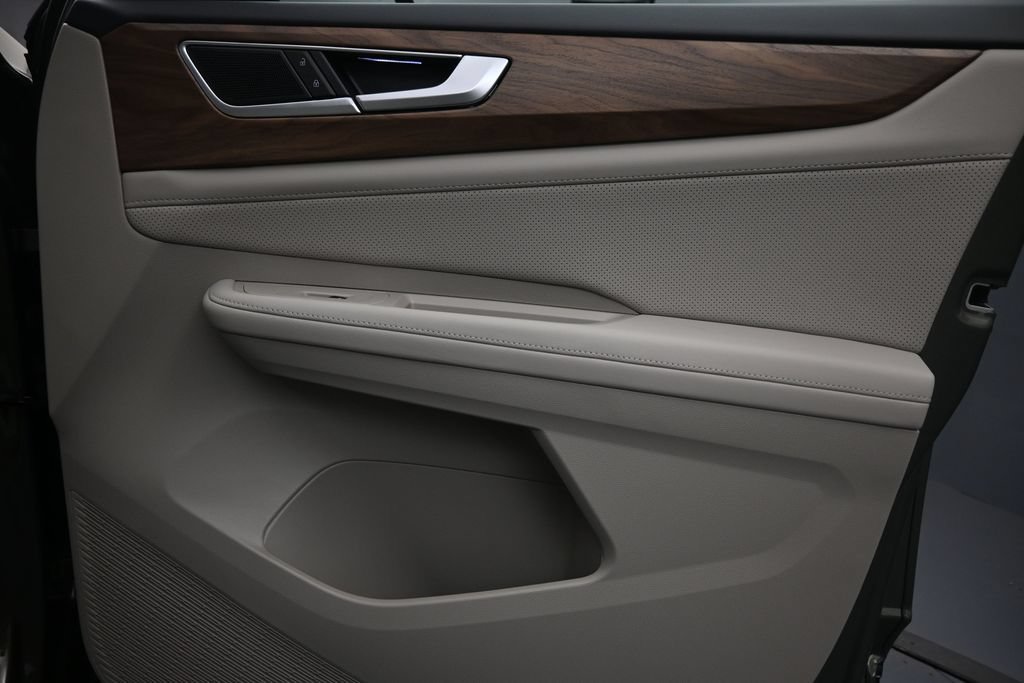 New 2026 Volkswagen Atlas SE FWD image 31