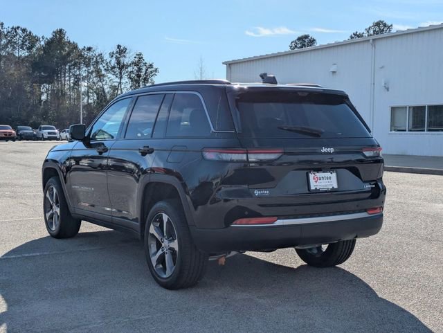 New 2026 Jeep Grand Cherokee Limited w/ Luxury Tech Group II RWD image 5