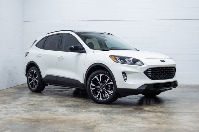 Used 2022 Ford Escape SEL w/ SEL Stealth AWD Package image 4