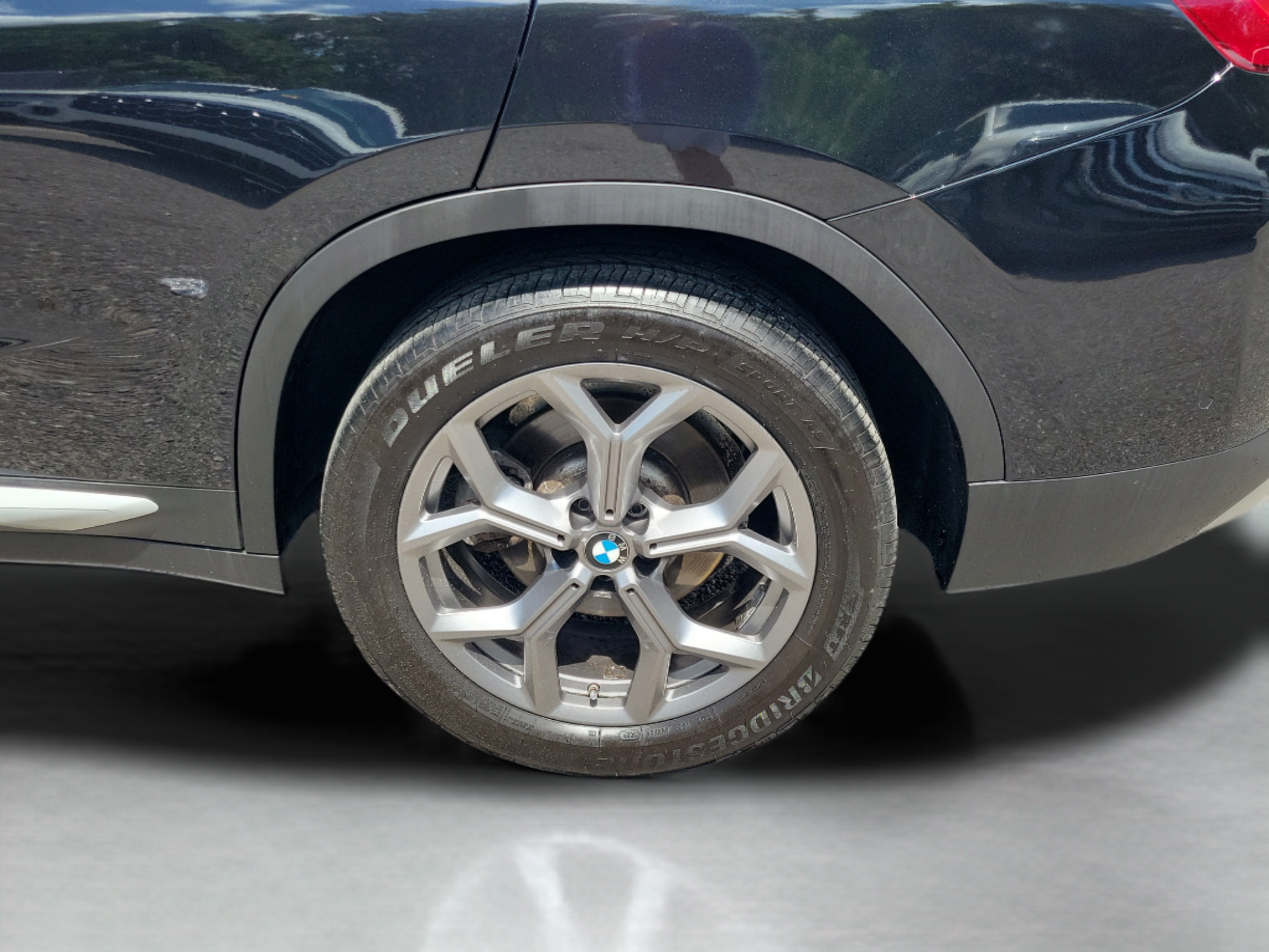 Used 2023 BMW X4 xDrive30i AWD/4WD image 31