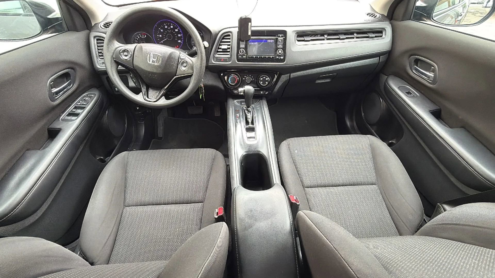 Used 2017 Honda HR-V LX image 29
