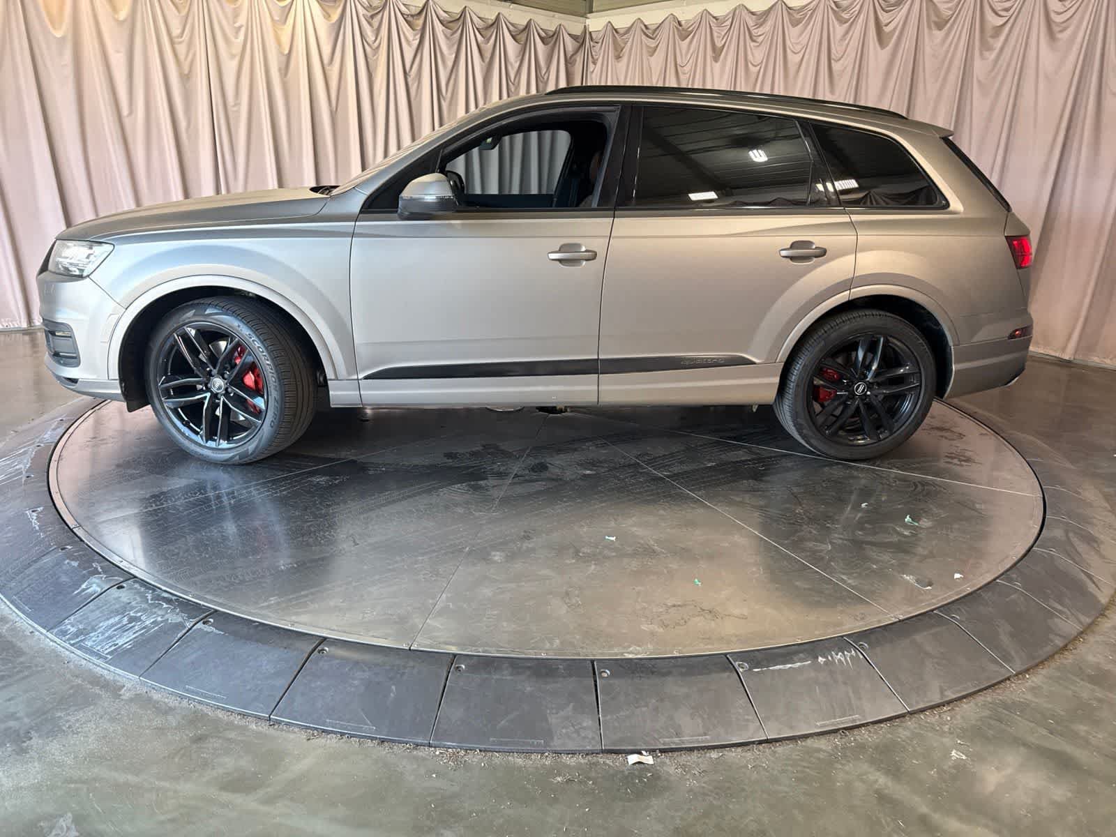 Used 2017 Audi Q7 3.0T Prestige w/ Prestige Package AWD/4WD image 8