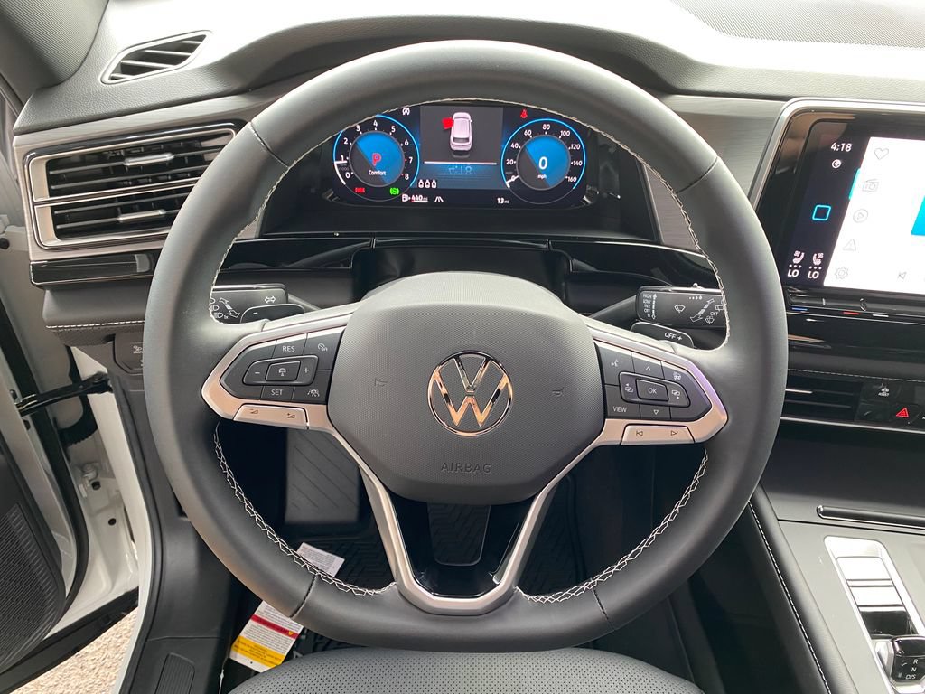 New 2026 Volkswagen Atlas Cross Sport SE FWD image 32