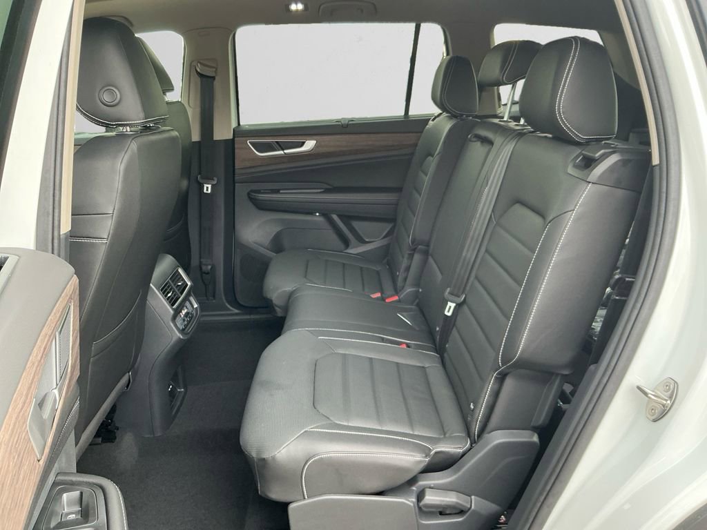 New 2026 Volkswagen Atlas SEL image 13