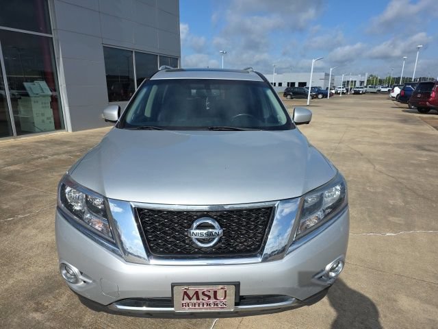 Used 2015 Nissan Pathfinder Platinum w/ Cargo Package FWD image 4