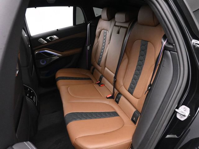 Used 2024 BMW X6 M Competition w/ Executive Package image 17