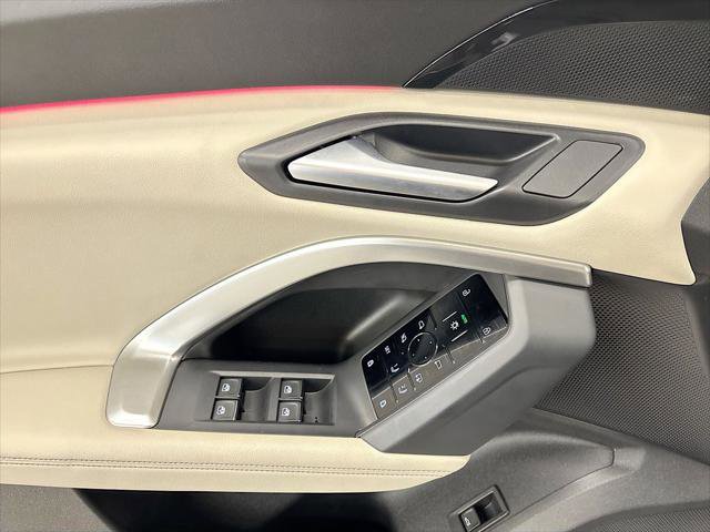 Certified 2025 Audi Q5 Premium w/ Convenience Package image 20