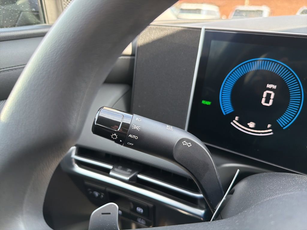 New 2026 Hyundai Tucson Blue SE image 32