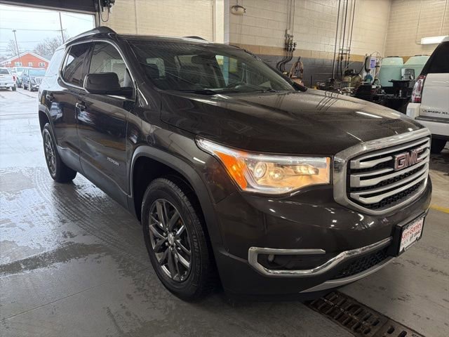 Used 2017 GMC Acadia SLT image 1