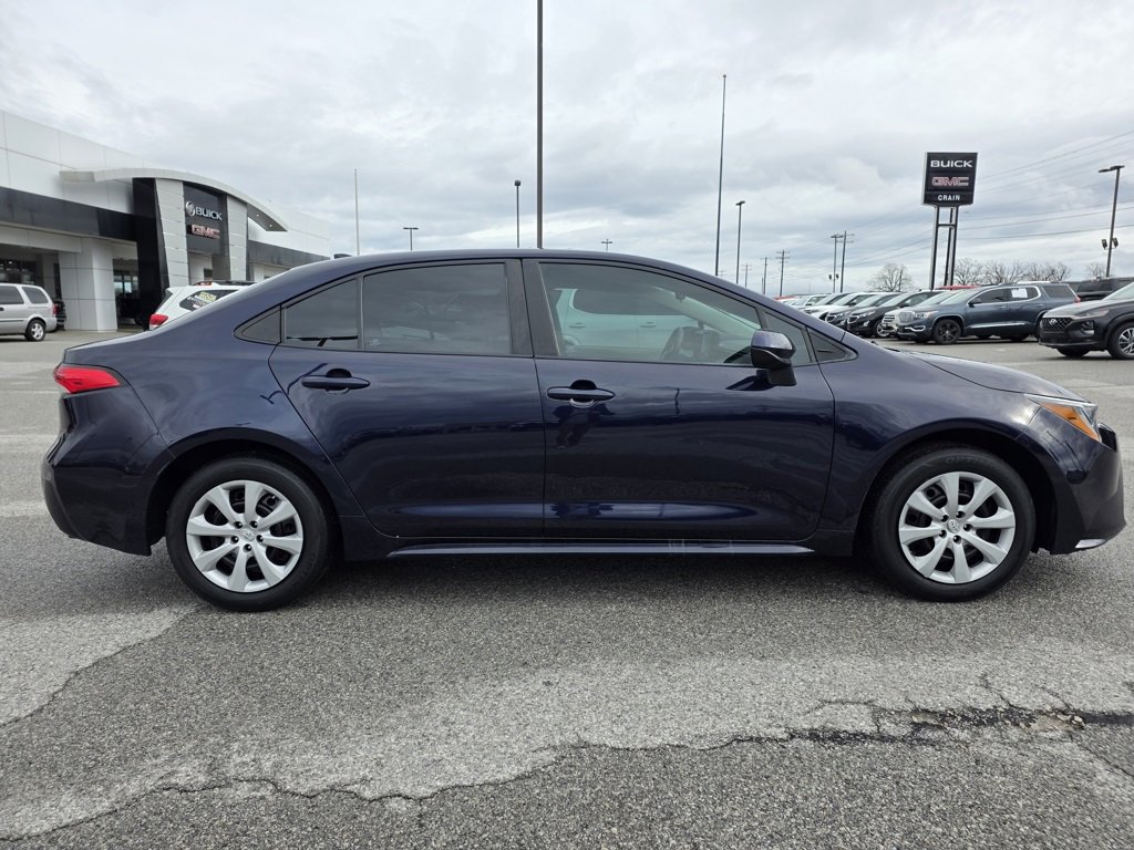 Used 2022 Toyota Corolla LE image 8