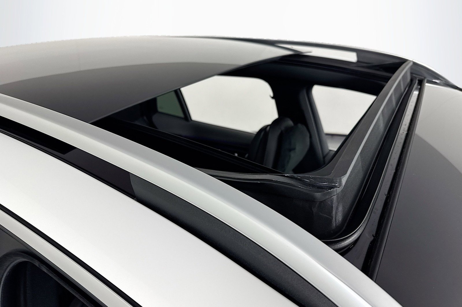 New 2026 Mercedes-Benz EQS 550 4MATIC SUV image 21