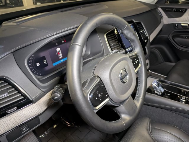 New 2025 Volvo XC90 B6 Ultra w/ Protection Package Premier AWD/4WD image 16