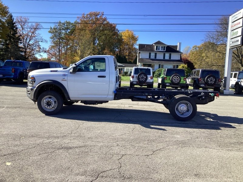 New 2026 RAM 5500 Tradesman w/ Chrome Appearance Group image 4