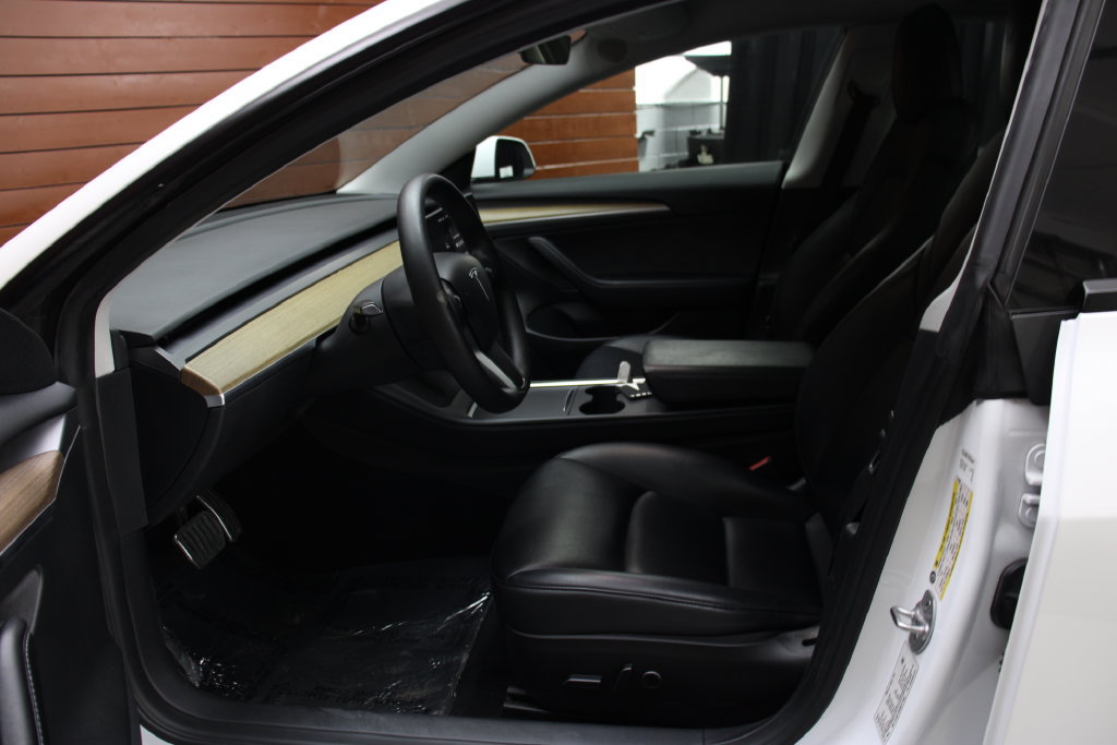 Used 2022 Tesla Model 3 Long Range AWD/4WD image 46