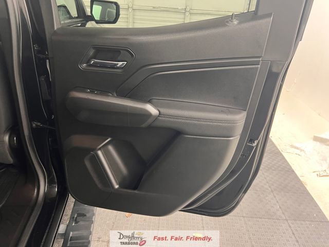 Used 2023 Chevrolet Colorado LT image 35
