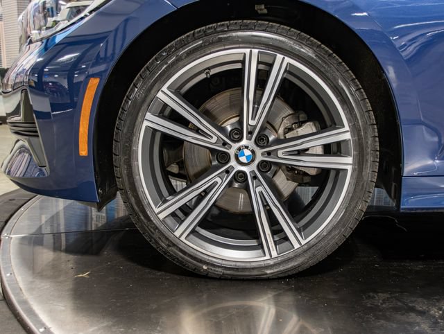 Used 2021 BMW 330i xDrive Sedan w/ Convenience Package AWD/4WD image 7