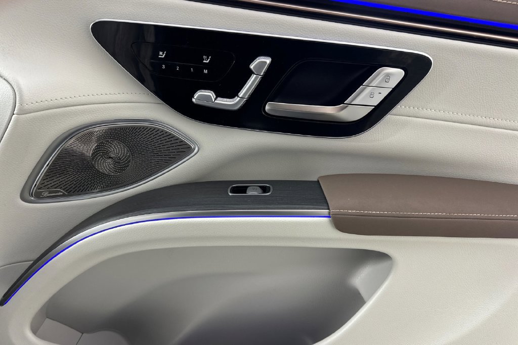 Certified 2023 Mercedes-Benz EQS 580 4MATIC SUV image 20