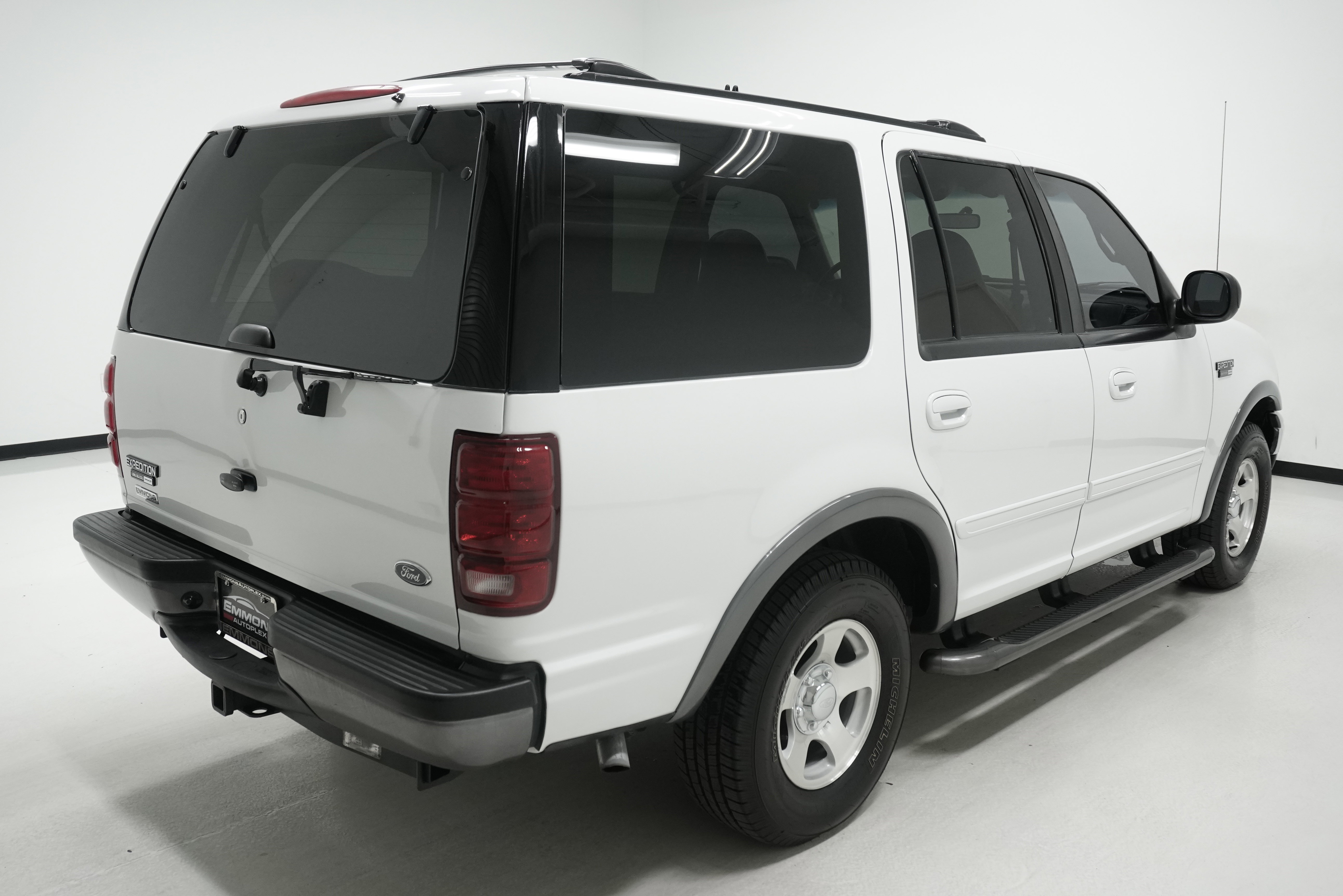 Used 1999 Ford Expedition XLT image 4