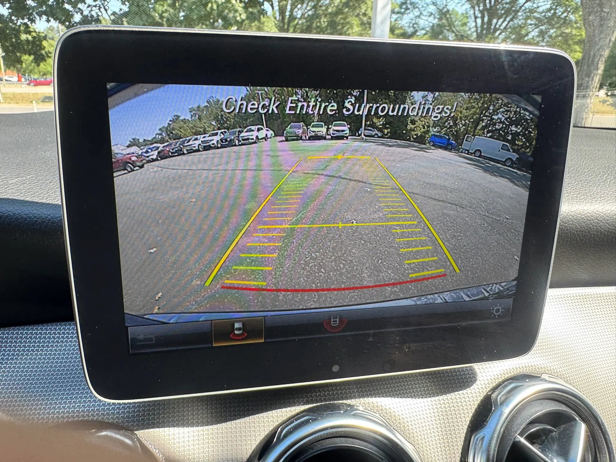 Used 2019 Mercedes-Benz GLA 250 4MATIC image 27