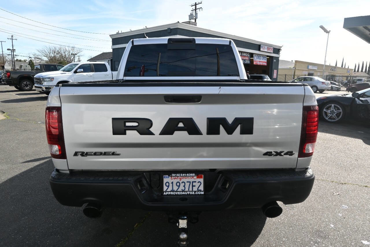 Used 2018 RAM 1500 Rebel w/ Ram 1500 Black Rebel Group AWD/4WD image 6