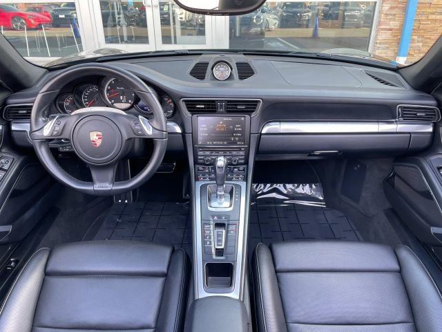 Used 2014 Porsche 911 Turbo image 33