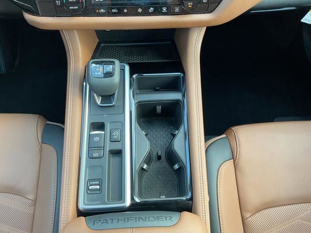 Used 2025 Nissan Pathfinder Platinum w/ Cargo Package image 36