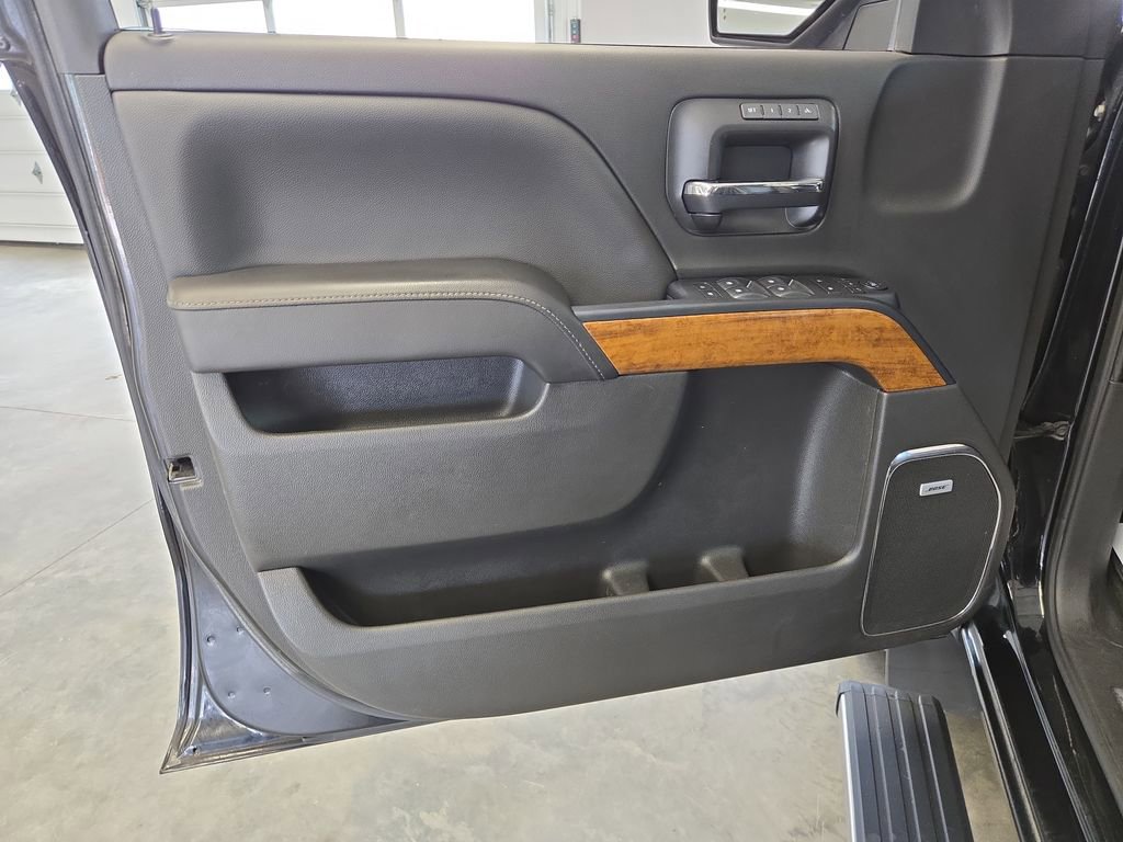 Used 2018 Chevrolet Silverado 1500 High Country w/ High Desert Package AWD/4WD image 12