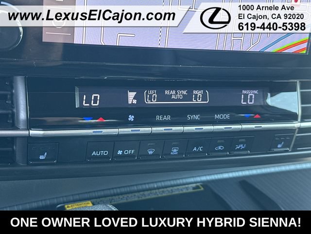 Used 2021 Toyota Sienna XSE w/ XSE Plus Package FWD image 31