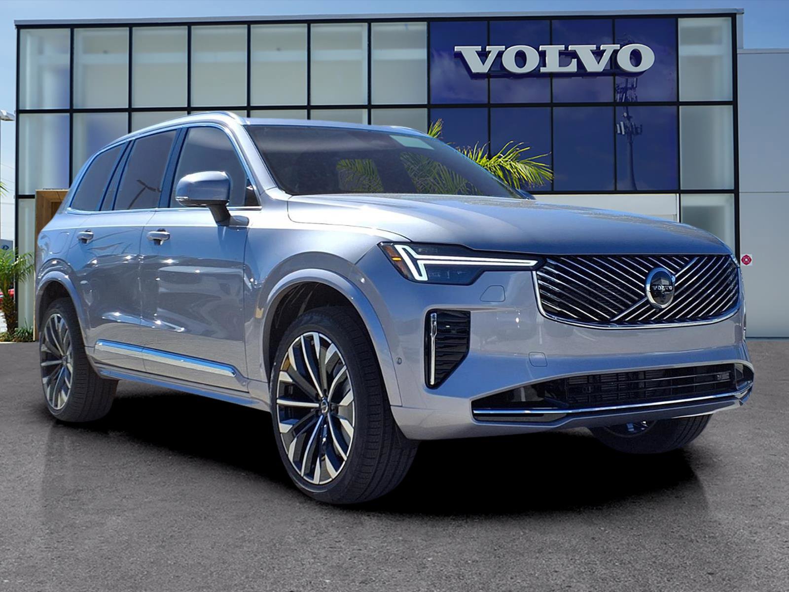 New 2026 Volvo XC90 B6 Plus w/ Protection Package Premier