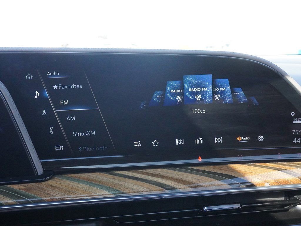 Used 2023 Cadillac Escalade ESV Premium Luxury Platinum w/ Heavy-Duty Trailer Package AWD/4WD image 57