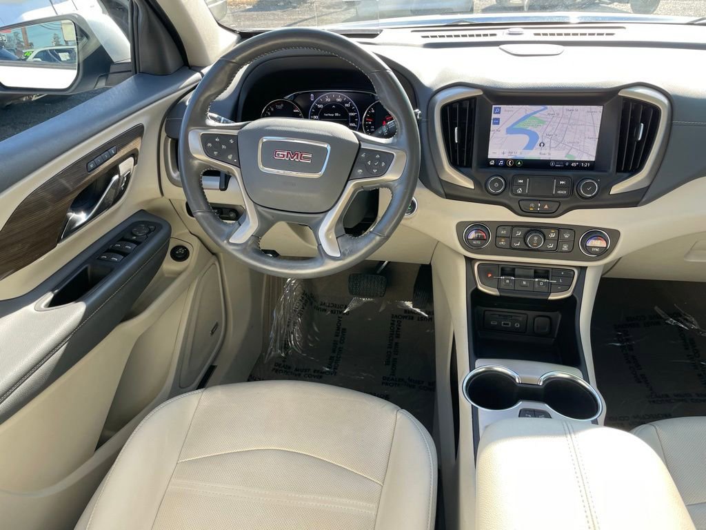 Used 2022 GMC Terrain Denali w/ Denali Premium Package image 10