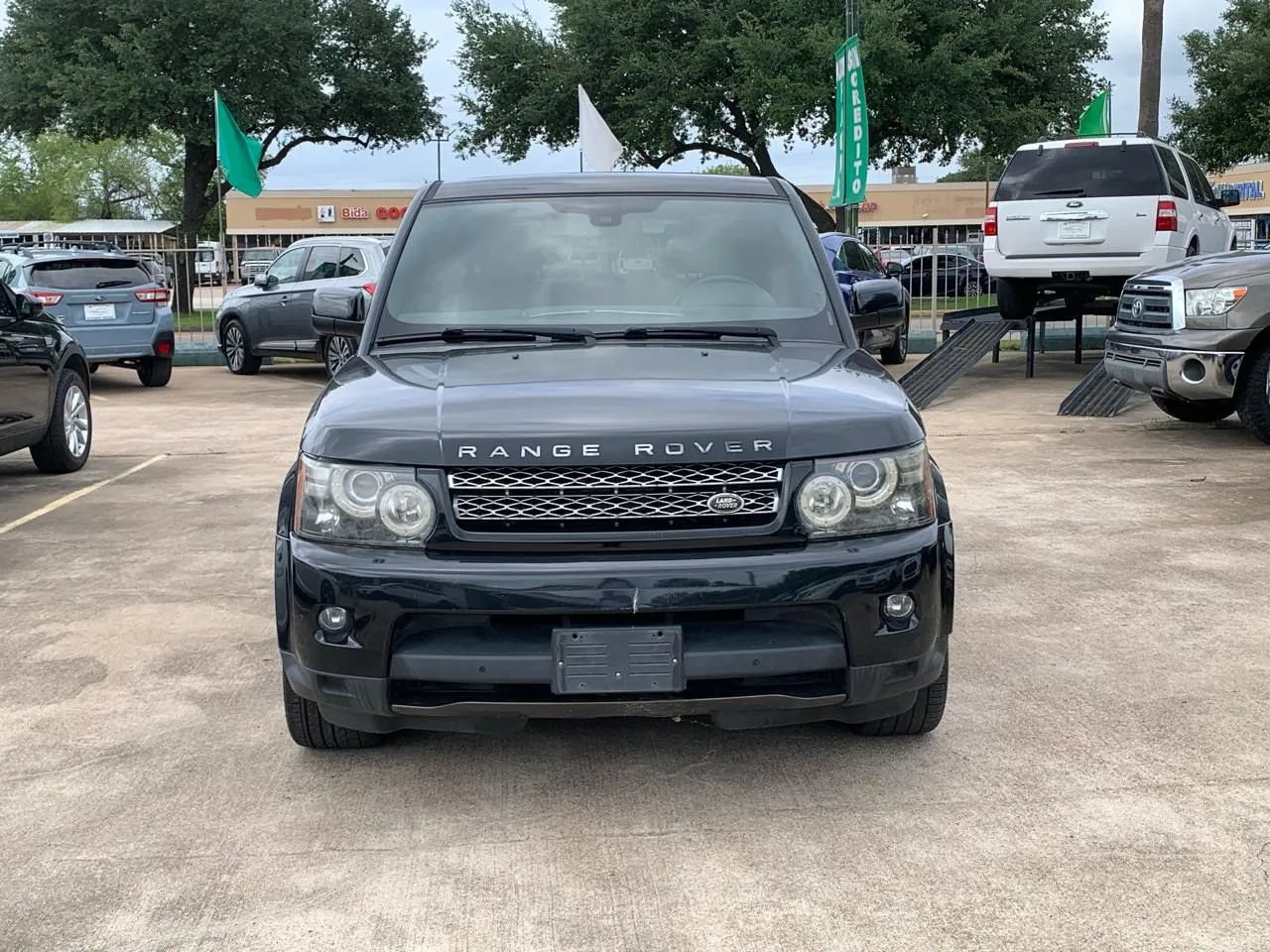 Used 2013 Land Rover Range Rover Sport Supercharged AWD/4WD image 2