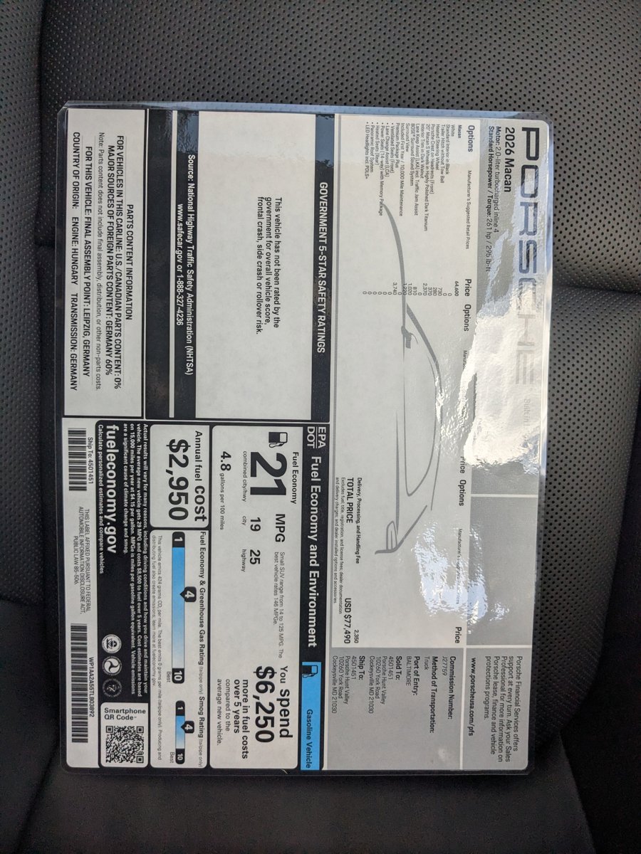 Certified 2026 Porsche Macan AWD/4WD image 30