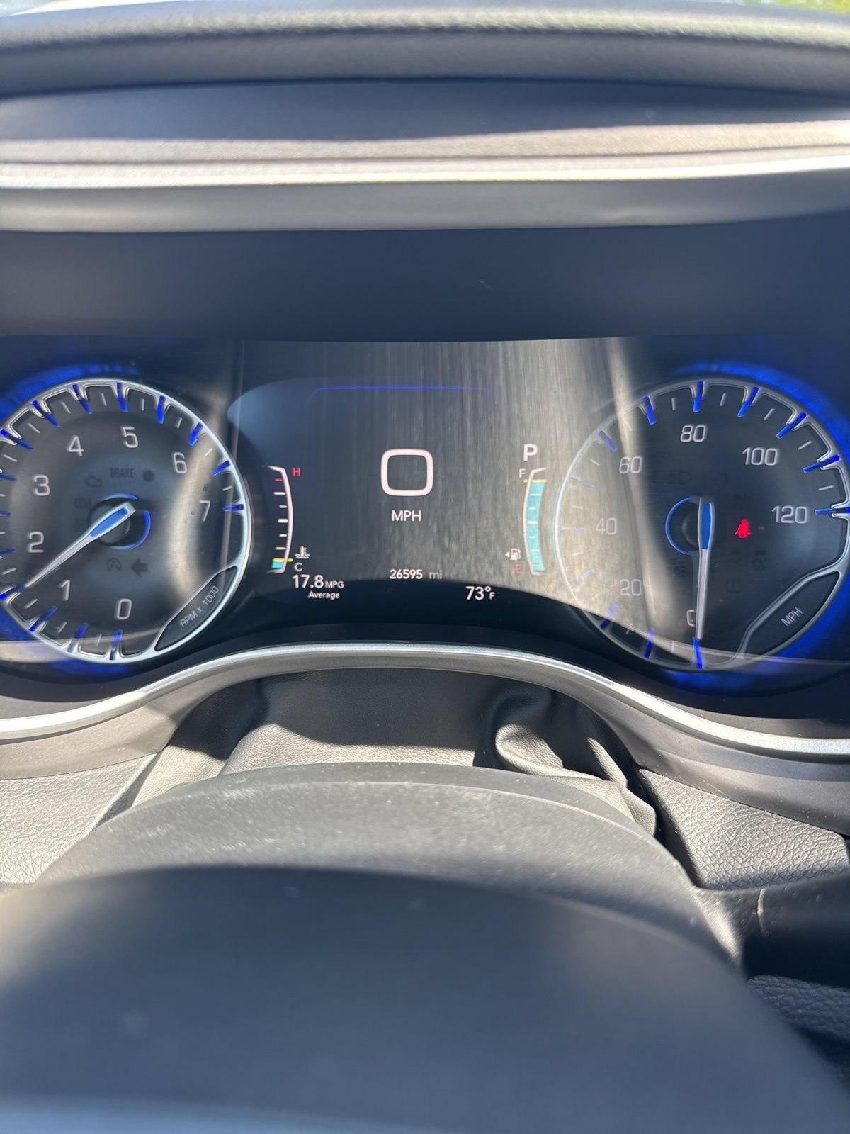 Used 2025 Chrysler Pacifica Select FWD image 17