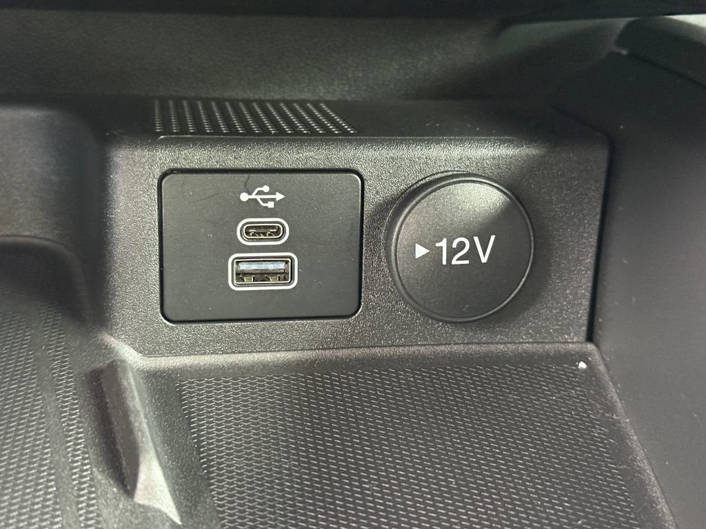 Used 2025 Ford Escape ST-Line Elite w/ Premium Technology Package AWD/4WD image 15