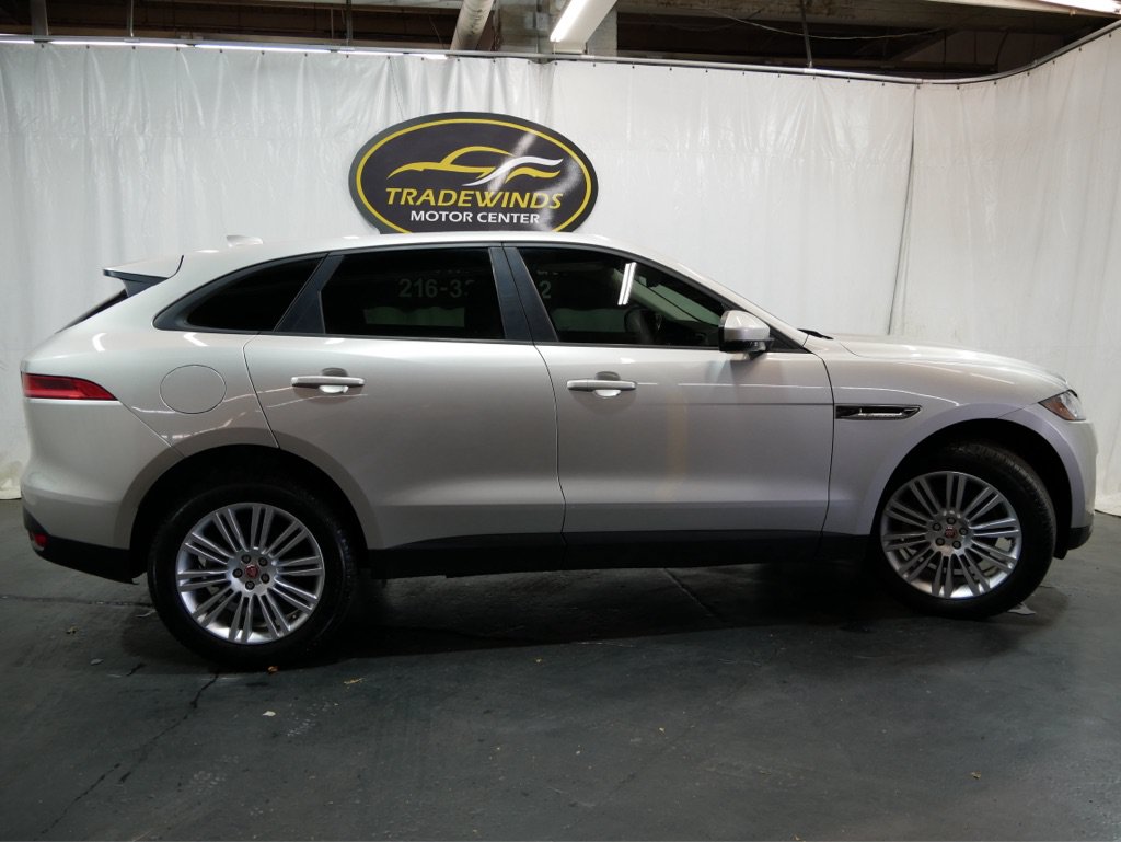 Used 2017 Jaguar F-PACE Premium AWD/4WD image 5
