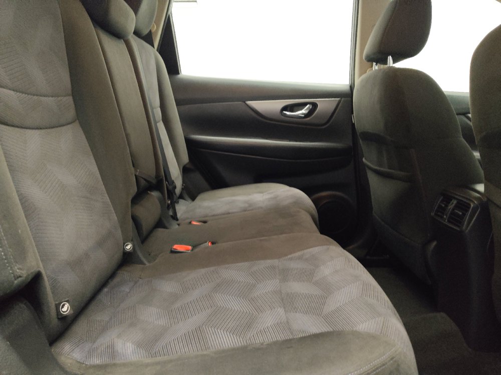 Used 2015 Nissan Rogue S AWD/4WD image 19