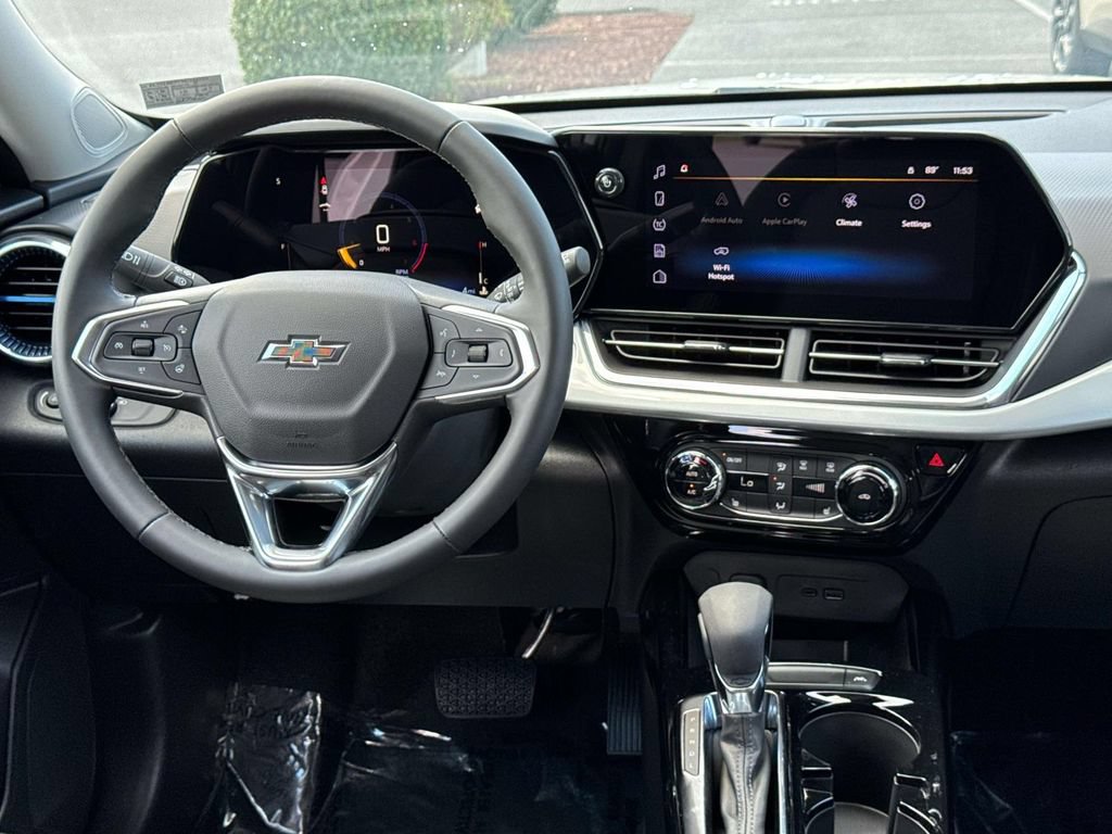 New 2026 Chevrolet Trax LT w/ Driver Confidence Package FWD image 7