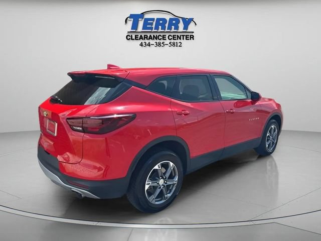 Used 2023 Chevrolet Blazer LT FWD image 5