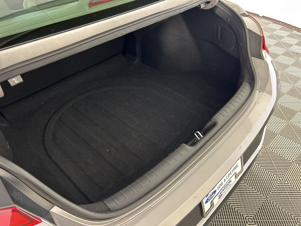 Used 2024 Hyundai Elantra SEL FWD image 13