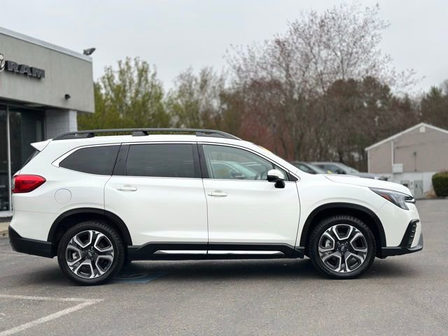 Used 2023 Subaru Ascent Limited AWD/4WD image 7